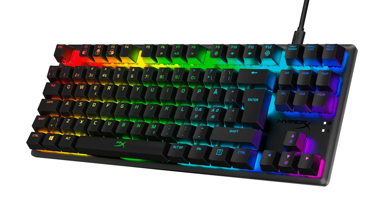Design compacto TKL do HyperX Alloy Origins Core
