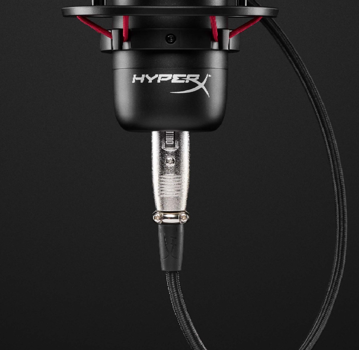Detalhe da blindagem em espiral trançada do cabo XLR HyperX