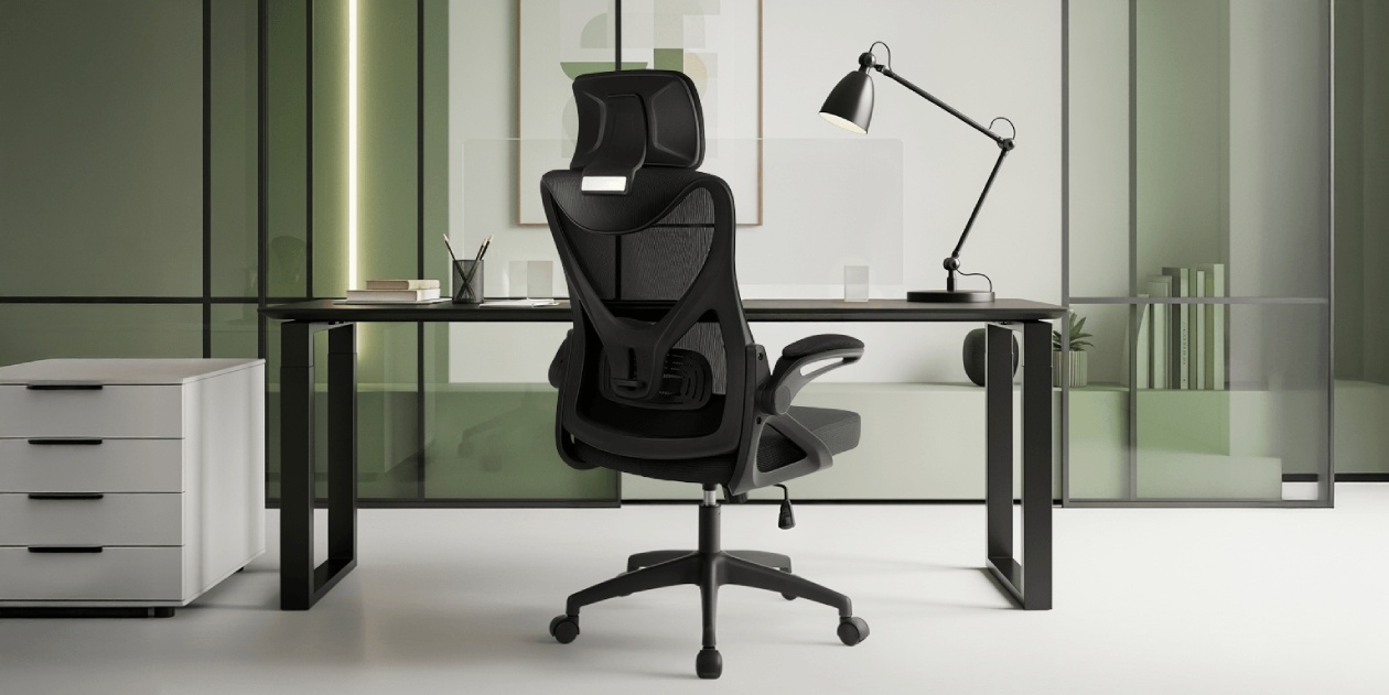 Cadeira Flex Pro em ambiente de escritório