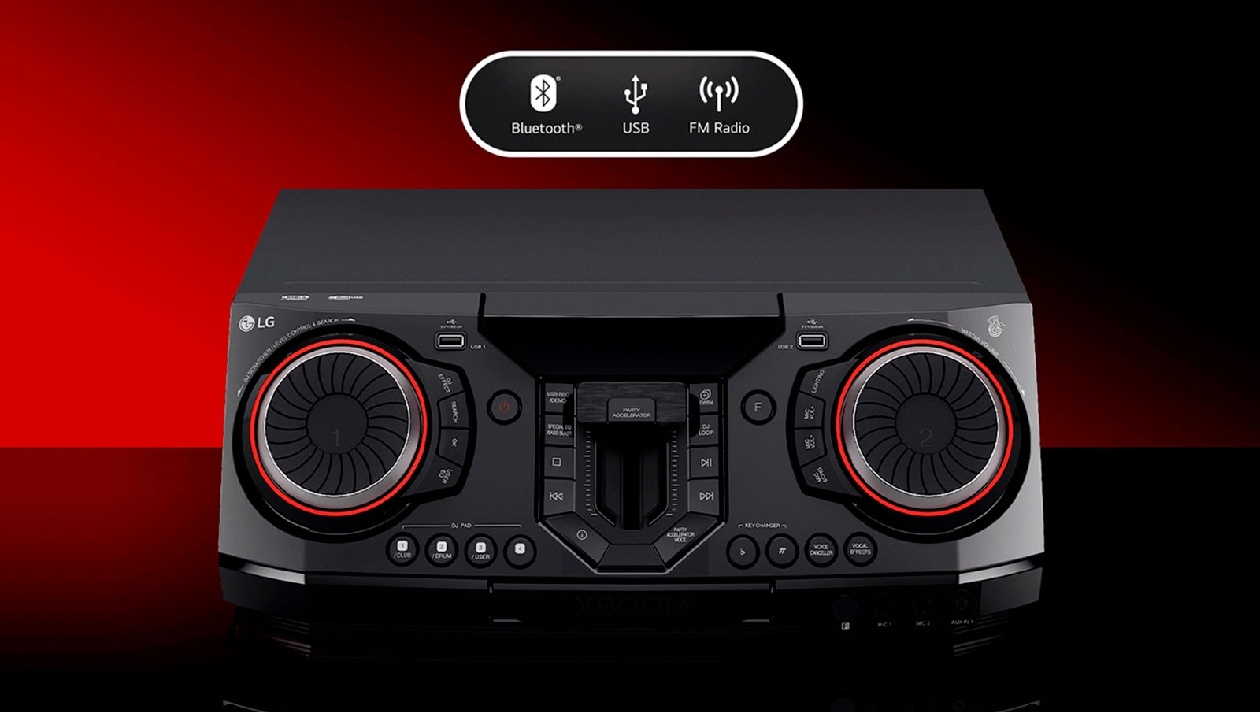 LG XBOOM CL87 - Vista superior do painel com dial central e portas USB e conectividade