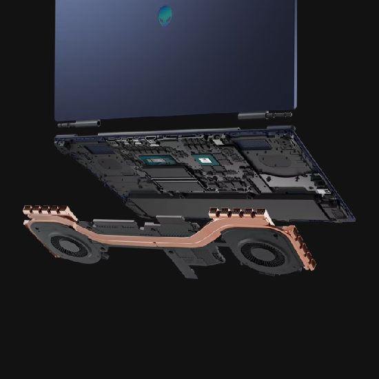 Alienware Aurora 16 detalhe das portas e conectores laterais