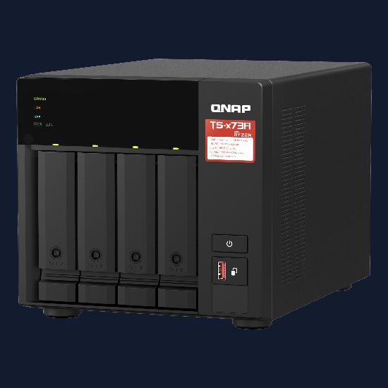 Painel frontal do NAS QNAP TS-473A-8G preto com 4 baias de disco LEDs ONLINE LAN HDD SYS e botao de energia