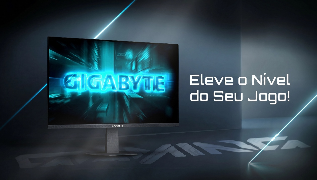 Monitor Gamer Gigabyte GS24F14 23.8 IPS 144Hz em angulo frontal com tela acesa exibindo slogan Eleve o Nivel do Seu Jogo