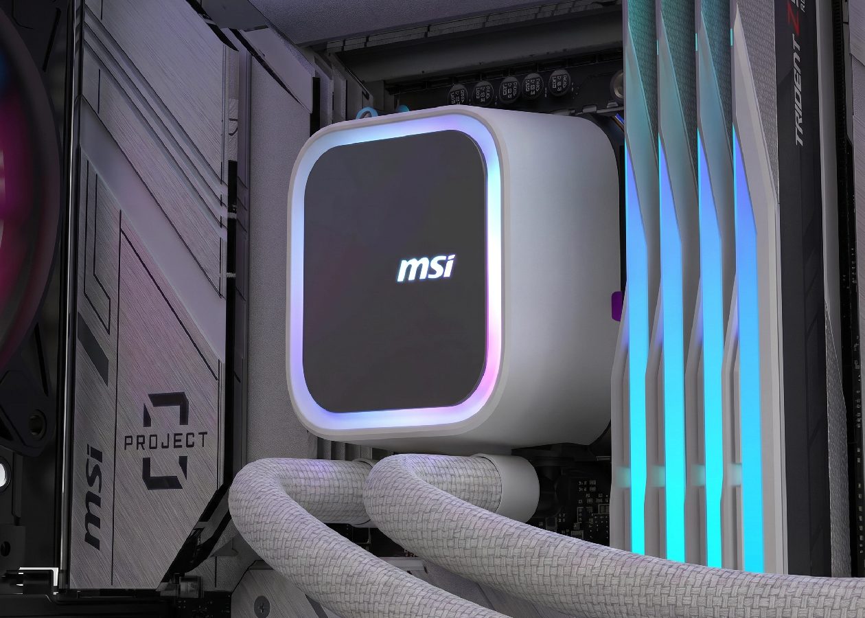 Water Cooler MSI MAG Coreliquid A13 ARGB 360mm branco instalado em gabinete com bloco de &aacute;gua quadrado MSI e ilumina&ccedil;&atilde;o ARGB vibrante em volta