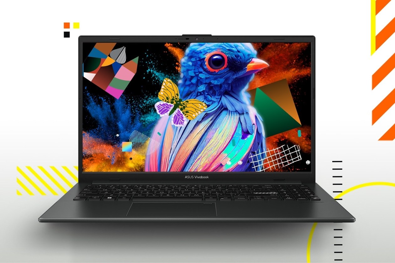 Notebook ASUS Vivobook Go 15 aberto mostrando teclado Chiclet full-size com touchpad central e design premium Mixed Black