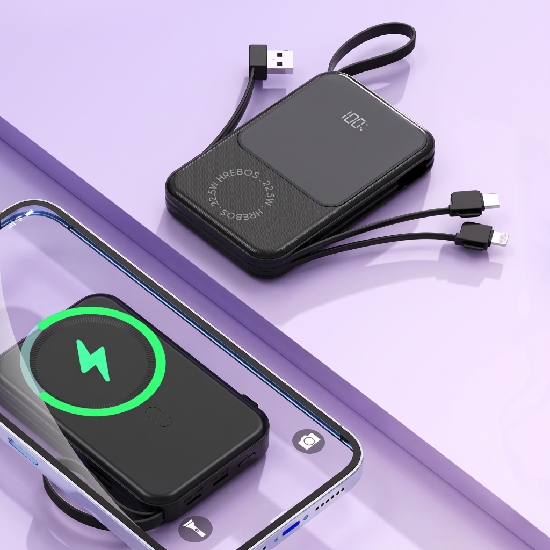 Cabos integrados do Power Bank Hrebos PB-959 com conectores USB-A, USB-C e Lightning