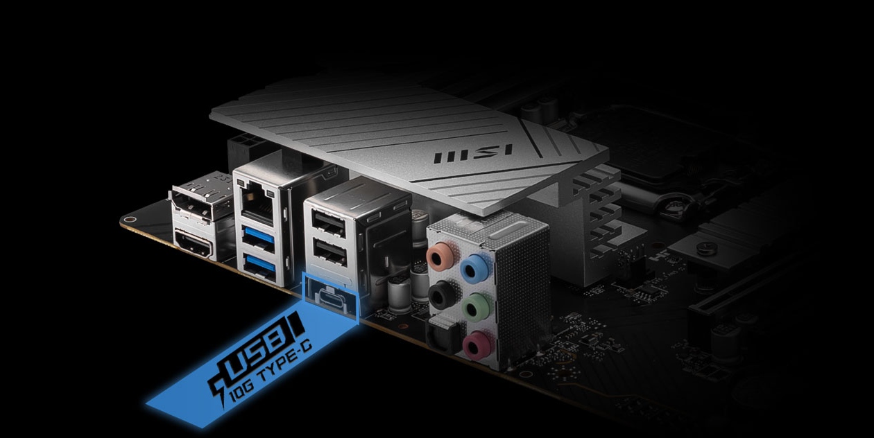 Visão aproximada das portas traseiras com destaque para o conector USB 10Gbps Type-C