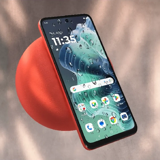 Tecnologia Smart Water Touch respondendo ao toque mesmo com água